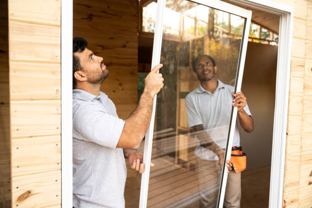 Best Garage Insulation Installation  in North Sarasota, FL